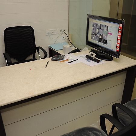 Hotel Pearl International Chennai Bagian luar foto